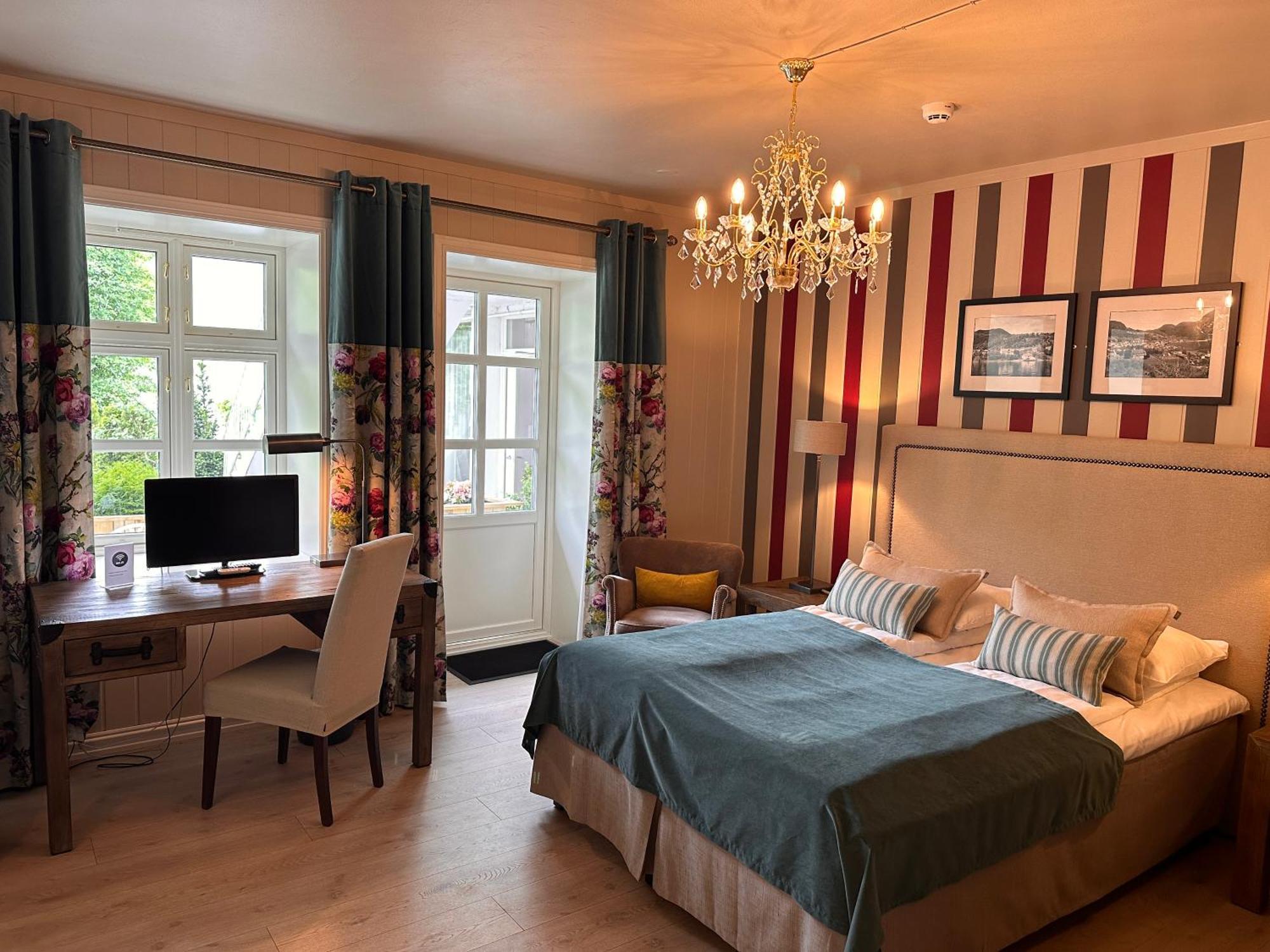 Hofslund Fjord Hotel Sogndal Exteriér fotografie